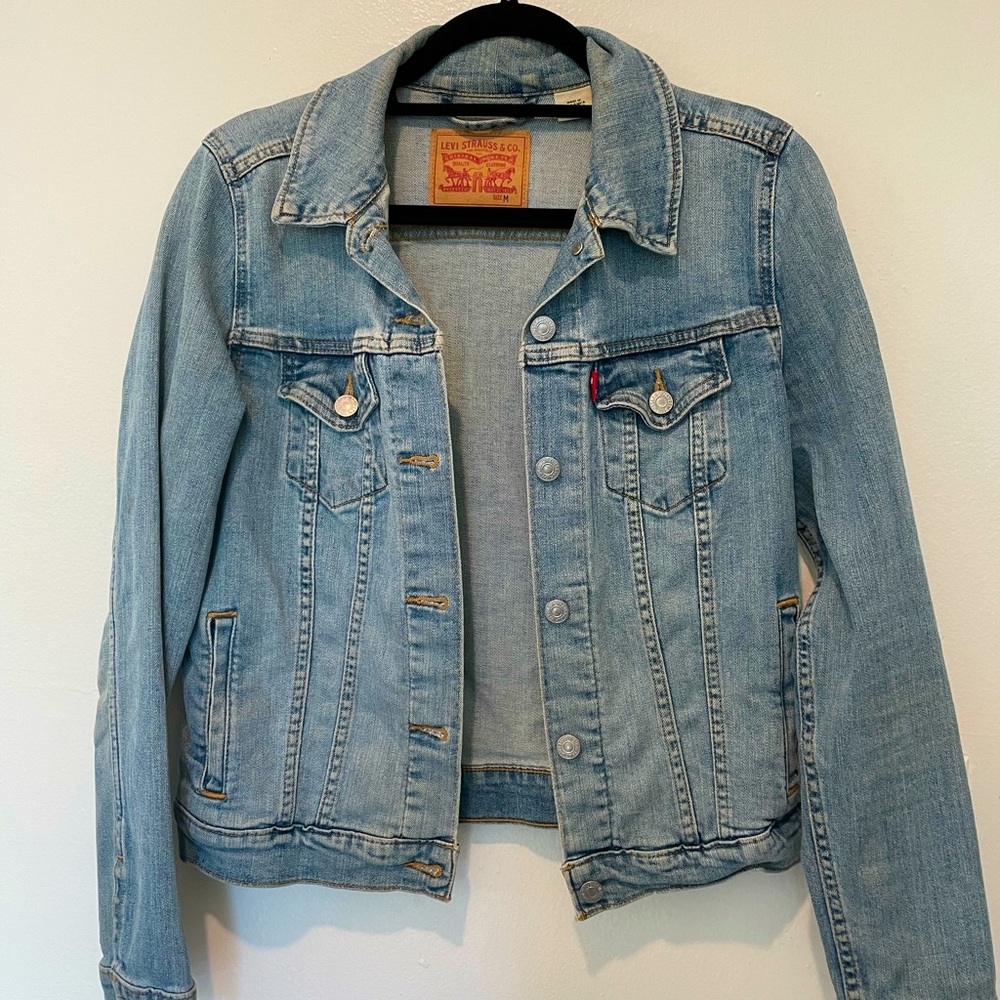 Levi’s vintage style denim jacket M